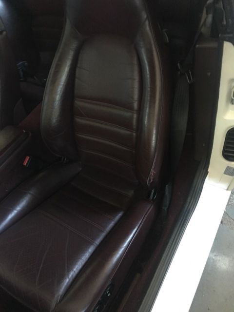 1990 White Porsche 944 Convertible