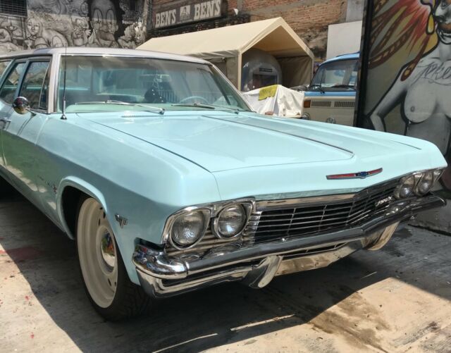 1965 Blue Chevrolet Impala SW
