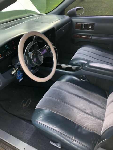 1994 White Chevrolet Impala Sedan