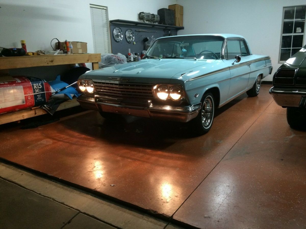 1962 Blue Chevrolet Impala Coupe