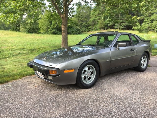 1983 Gemini Grey Metallic Porsche 944 Coupe