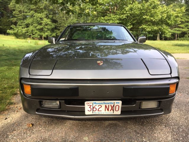 1983 Gemini Grey Metallic Porsche 944 Coupe
