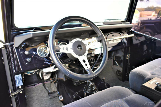 1976 Blue Toyota FJ40 4x4 SUV