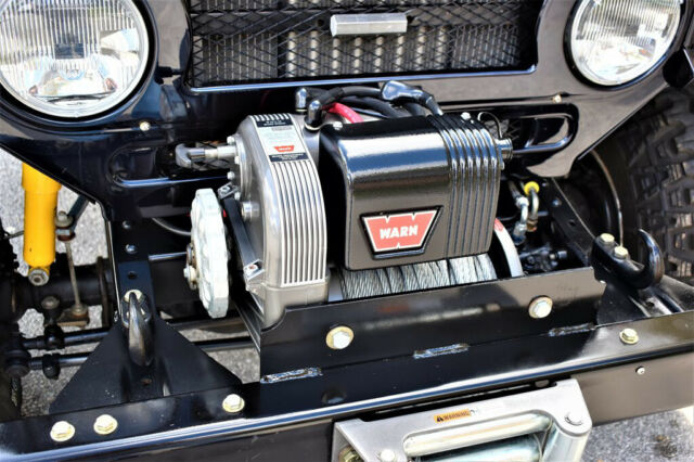 1976 Blue Toyota FJ40 4x4 SUV