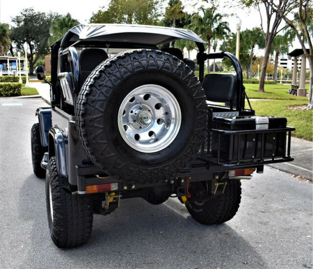 1976 Blue Toyota FJ40 4x4 SUV