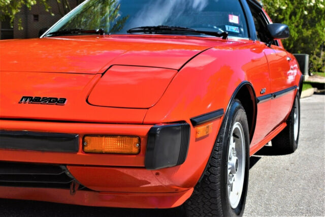 1979 Red Mazda RX-7 Coupe