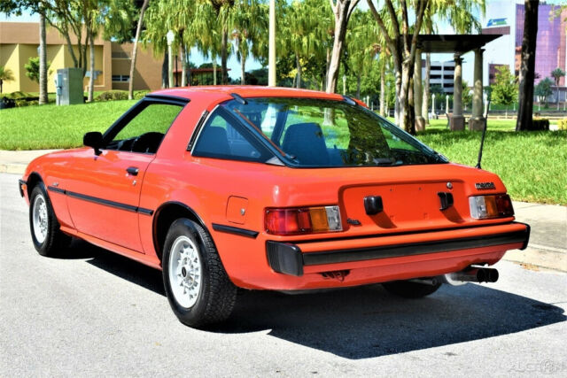 1979 Red Mazda RX-7 Coupe