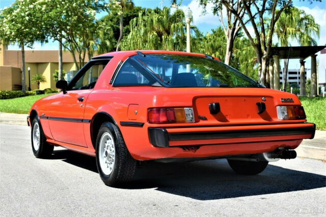 1979 Red Mazda RX-7 Coupe