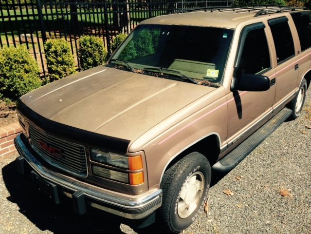 1994 Brown GMC Suburban SUV