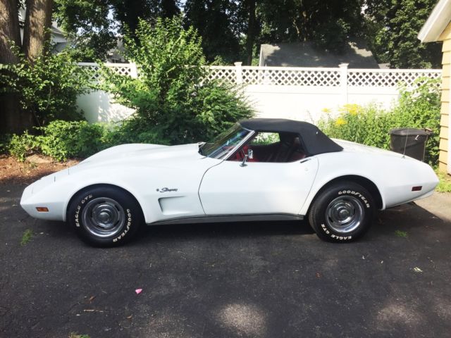 1974 White Chevrolet Corvette Convertible