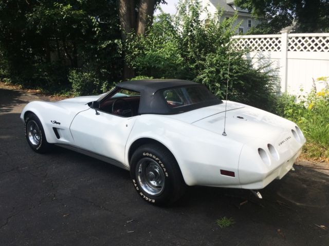 1974 White Chevrolet Corvette Convertible