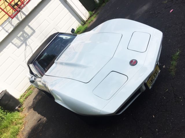 1974 White Chevrolet Corvette Convertible