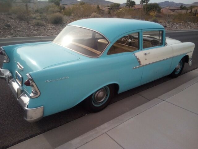 1956 Chevrolet Bel Air/150/210 Sedan
