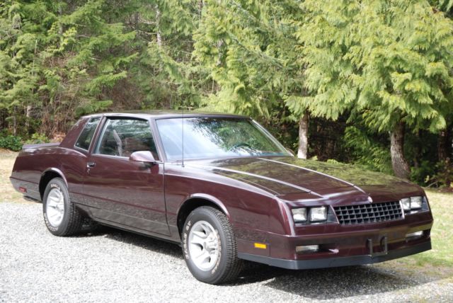 1986 Dark Red Metallic Chevrolet Monte Carlo Coupe