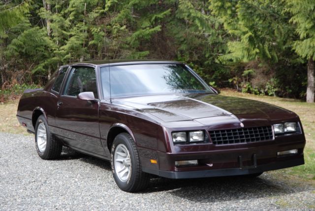 1986 Dark Red Metallic Chevrolet Monte Carlo Coupe