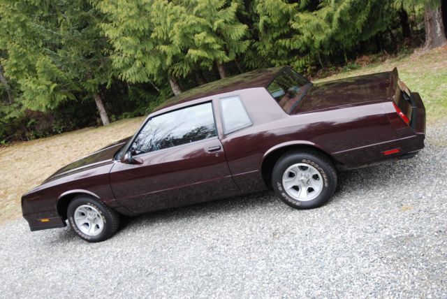 1986 Dark Red Metallic Chevrolet Monte Carlo Coupe