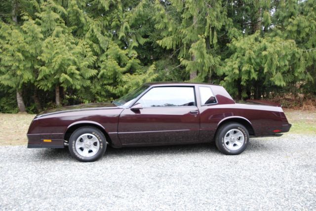 1986 Dark Red Metallic Chevrolet Monte Carlo Coupe