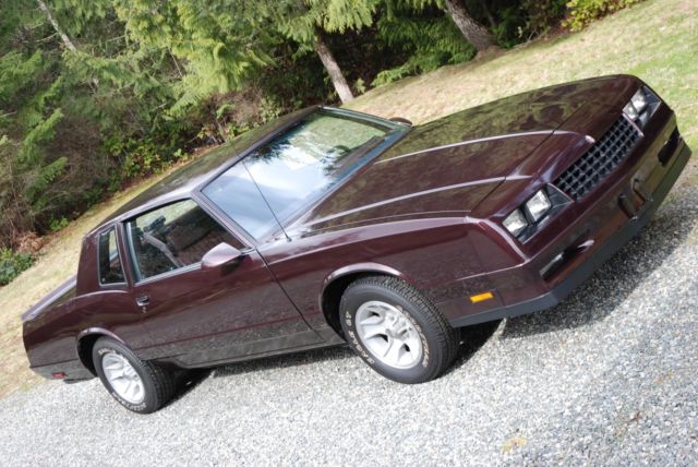 1986 Dark Red Metallic Chevrolet Monte Carlo Coupe