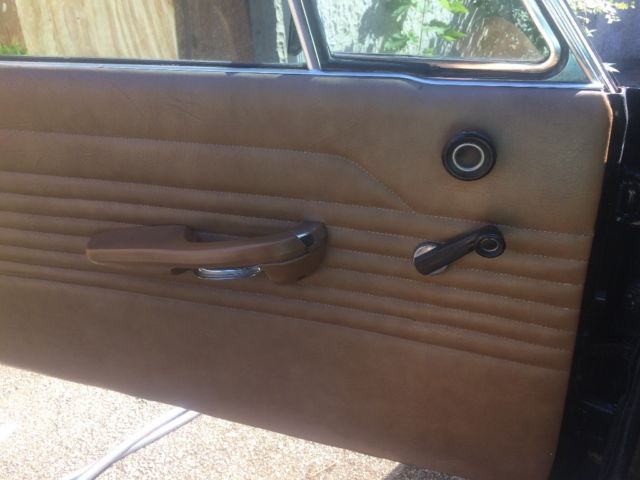 1973 Iceland green BMW 2002 Coupe