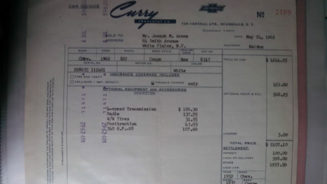 1962 White Chevrolet Corvette