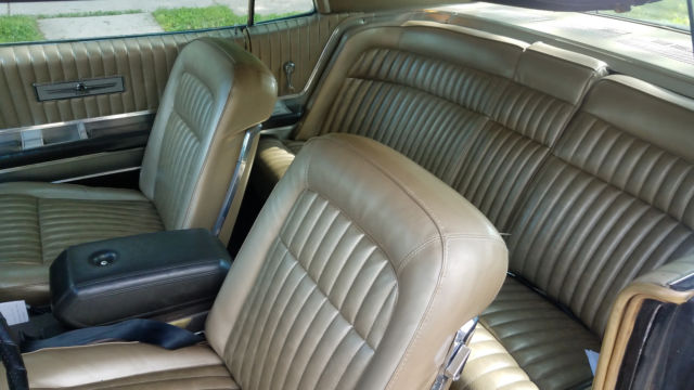 1968 Ford Thunderbird