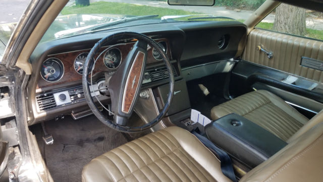 1968 Ford Thunderbird