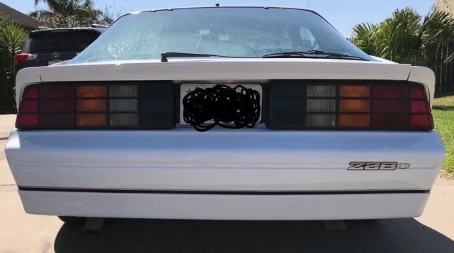 1985 White Chevrolet Camaro