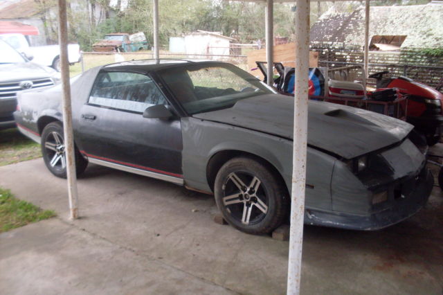 1984 BLACK  Chevrolet Camaro Coupe
