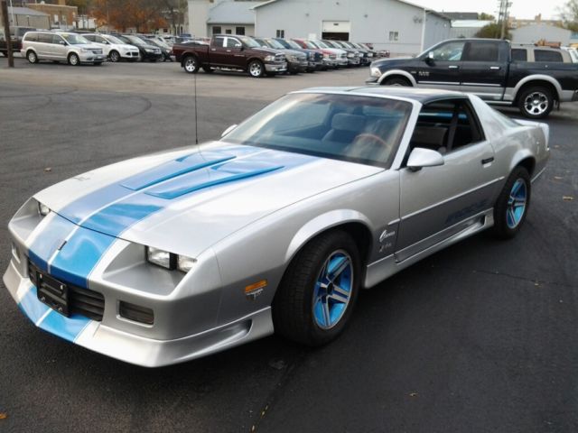 1986 silver Chevrolet Camaro Coupe
