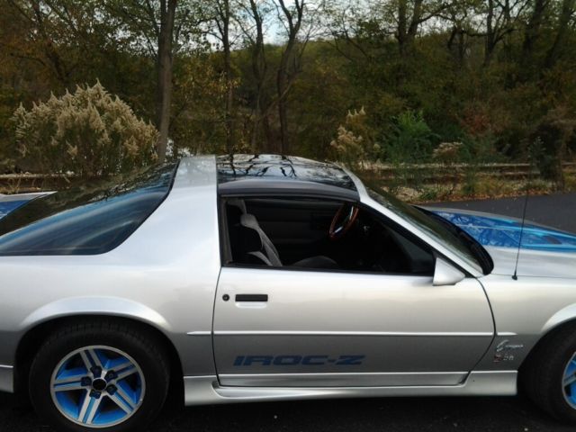 1986 silver Chevrolet Camaro Coupe