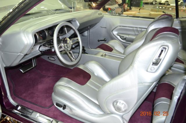 1971 Purple/ Silver Plymouth Barracuda