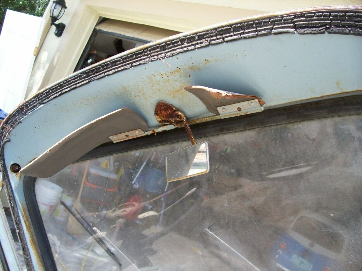 1957 Blue BMW Isetta 300