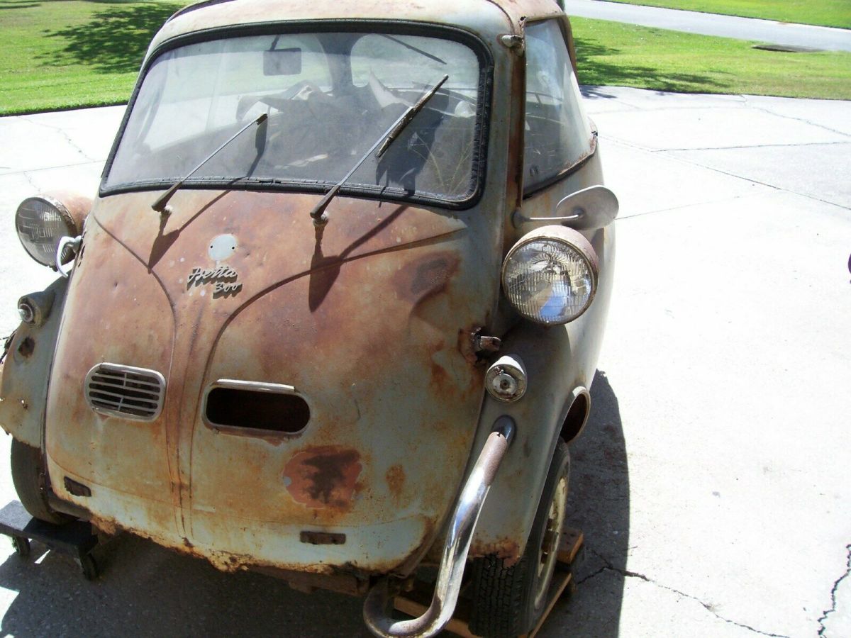 1957 Blue BMW Isetta 300