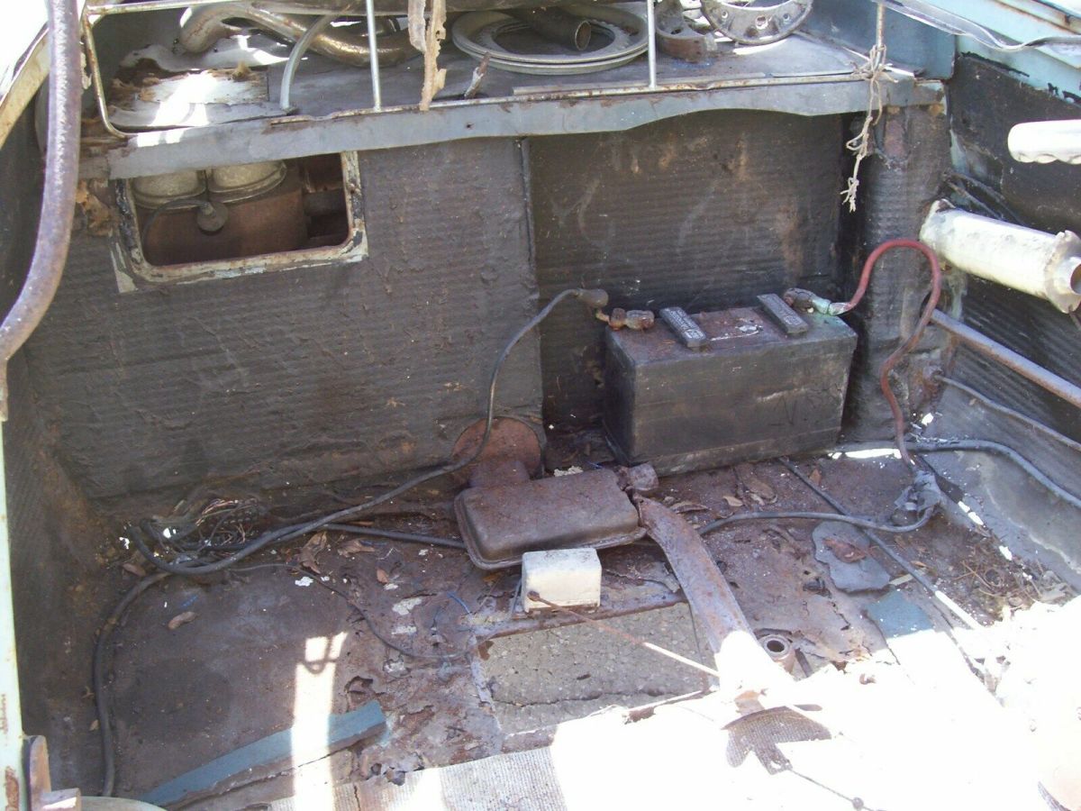 1957 Blue BMW Isetta 300