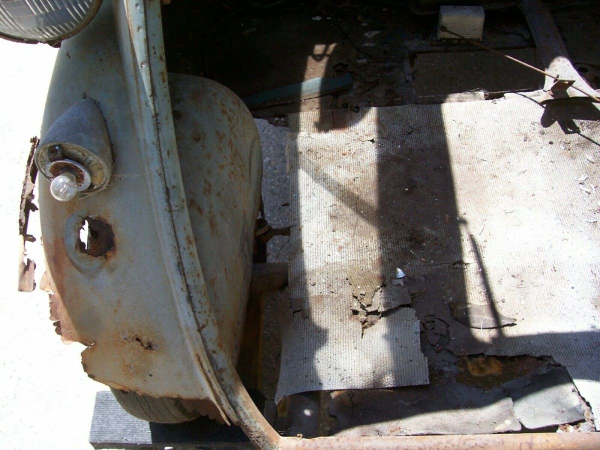 1957 Blue BMW Isetta 300