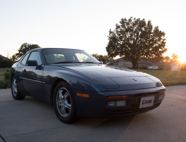 1989 Azurite Blue Porsche 944 Coupe