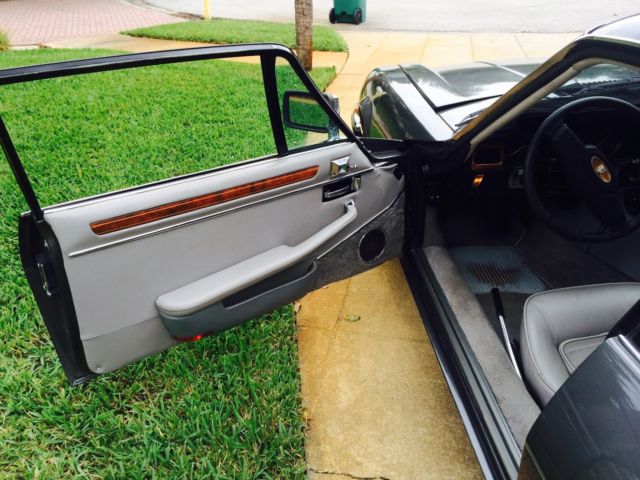 1986 Gray Jaguar XJS Coupe