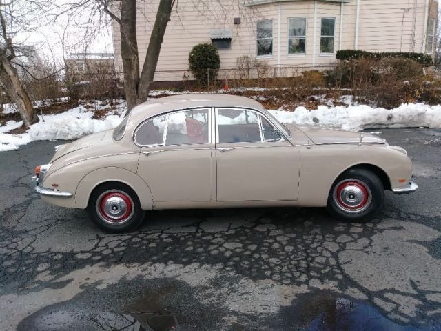 1967 tan Jaguar Other Sedan