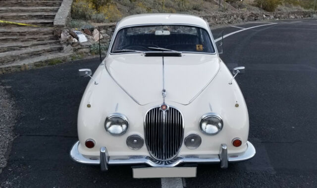 1968 White Jaguar Other Coupe