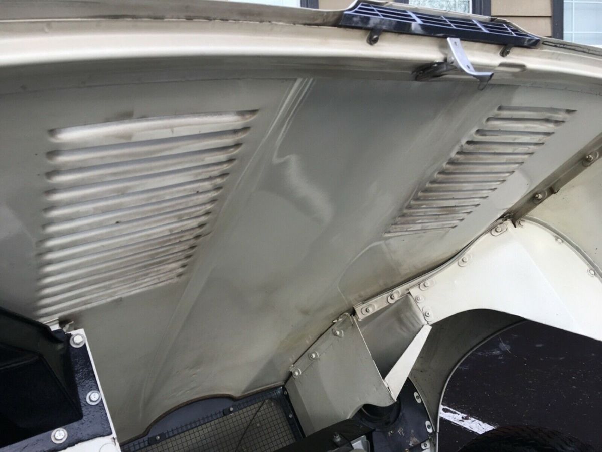 1962 White Jaguar E-Type Convertible