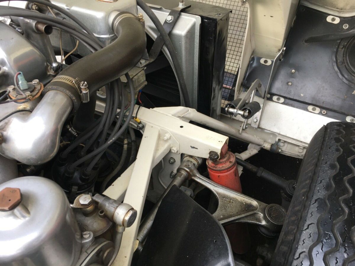 1962 White Jaguar E-Type Convertible