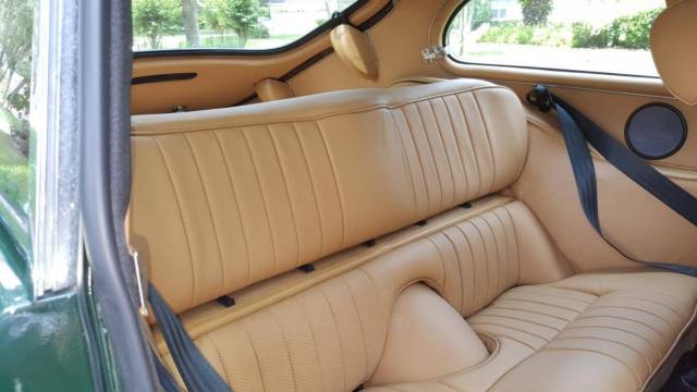 1972 british racing green Jaguar E-Type