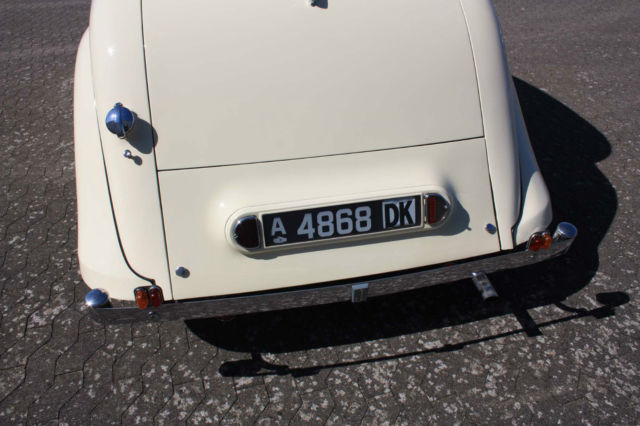 1946 White Jaguar Other 4 Door Sport Saloon