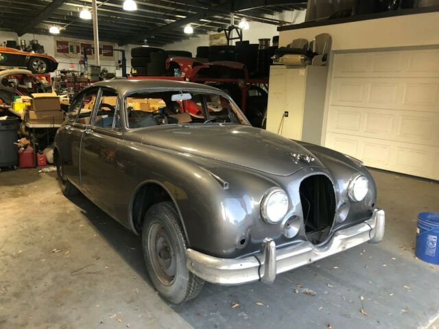1963 Gunmetal grey Jaguar 3.8 Sedan