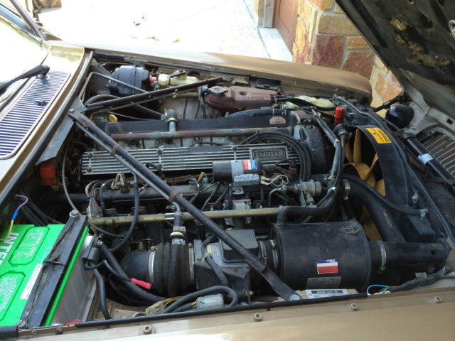 1985 Gold Jaguar XJ6 4 door sedan