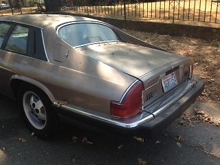 1986 Champagne Jaguar XJS Coupe