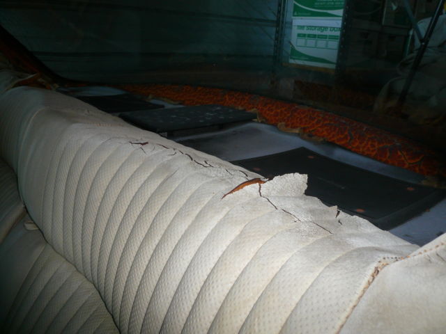 1972 Red Jaguar XJ6 Sedan