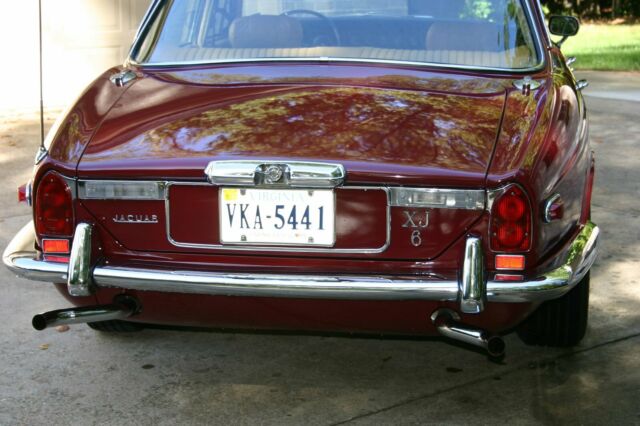 1973 regency red Jaguar XJ6 Sedan