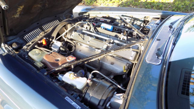 1986 Blue Jaguar XJ6 Sedan