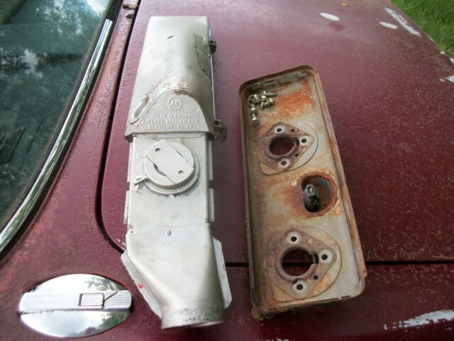 1971 Burgundy Jaguar XJ6 Sedan